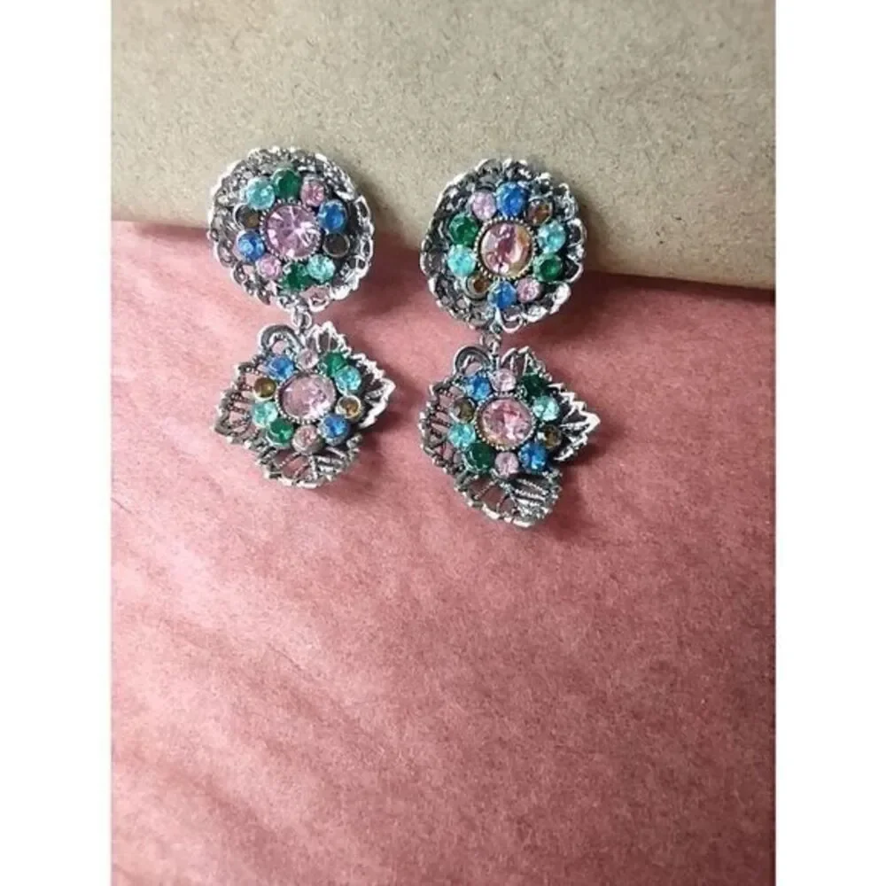 Pastel Rhinestone Dangling Leaf Clip On Earrings Silver Unmarked‎